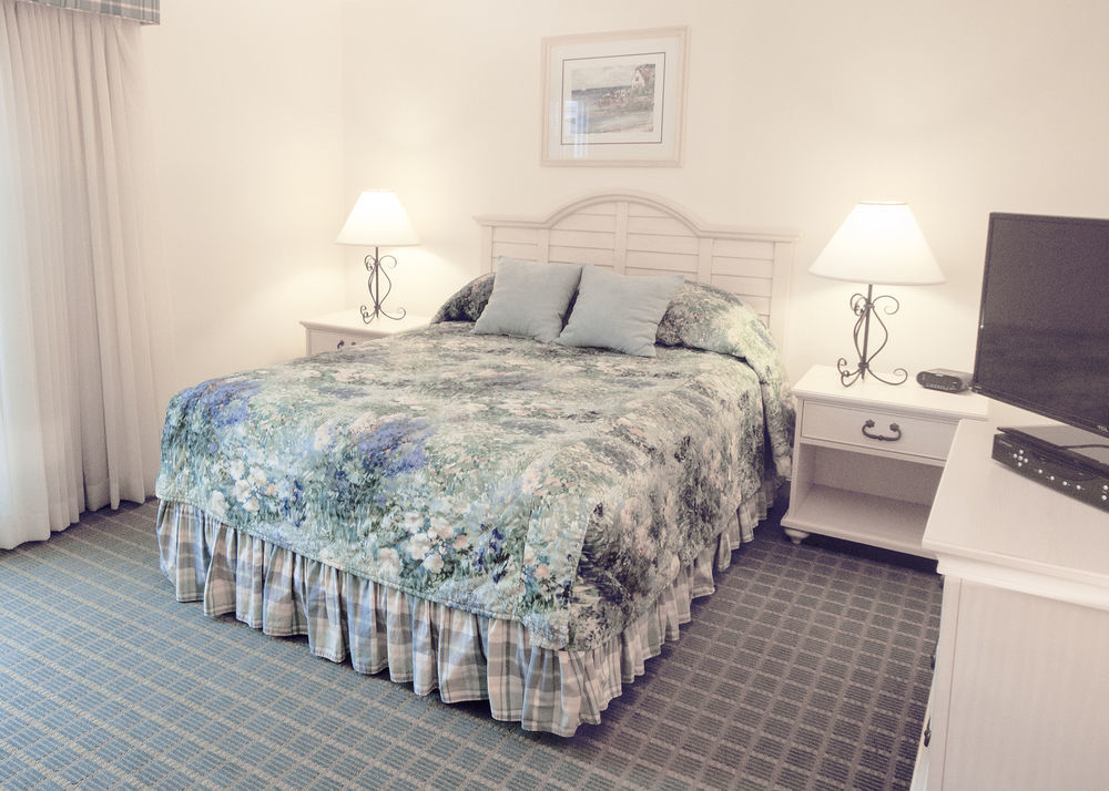Cape Winds Resort Хаянис Екстериор снимка