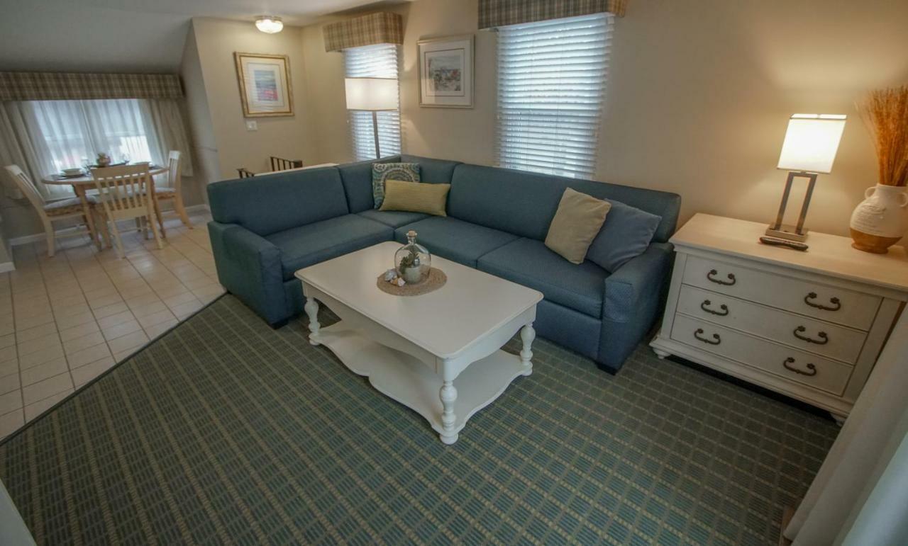 Cape Winds Resort Хаянис Екстериор снимка