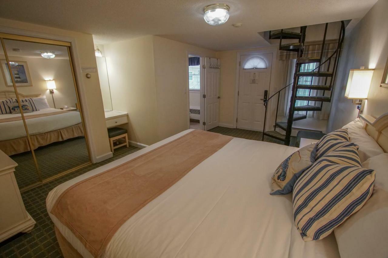 Cape Winds Resort Хаянис Екстериор снимка