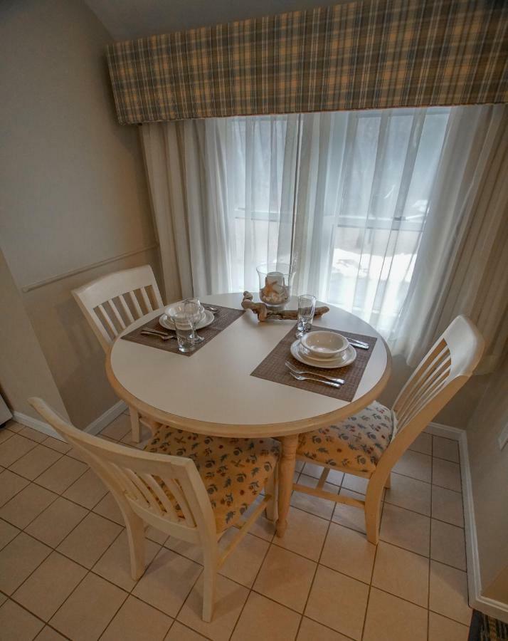 Cape Winds Resort Хаянис Екстериор снимка