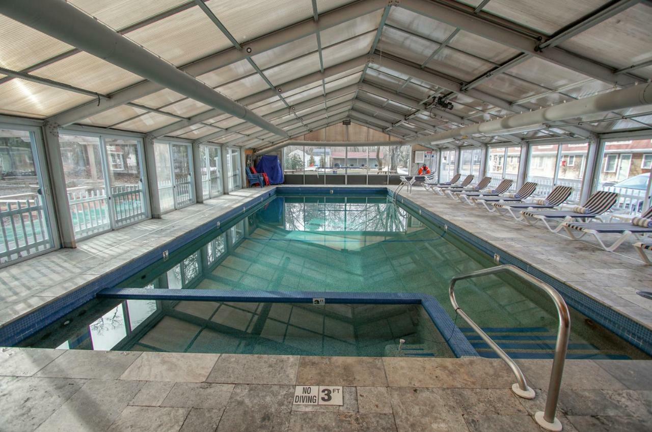 Cape Winds Resort Хаянис Екстериор снимка