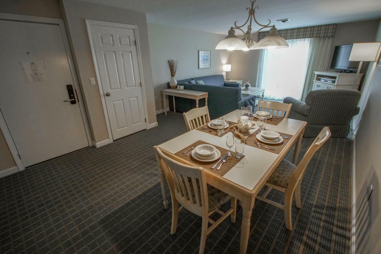 Cape Winds Resort Хаянис Екстериор снимка